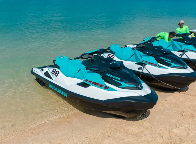 Cauti activitati pline de adrenalina si aventura pentru vacante in Thailanda? Alege sa vizitezi 5 insule pe Jetski